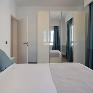 https://la-armada-suites.in-canary-islands.com